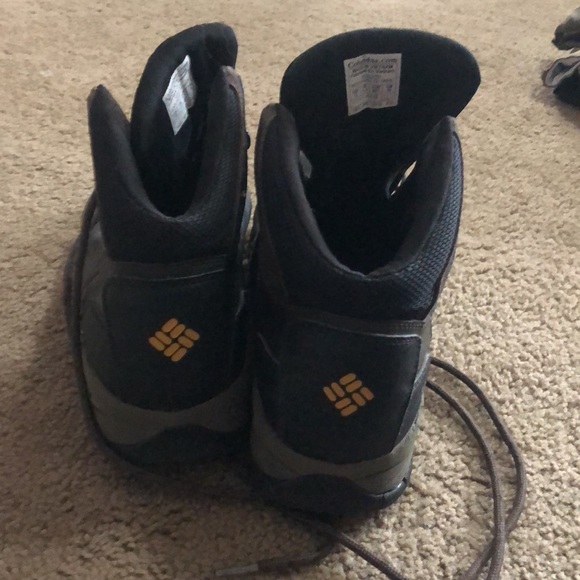 Columbia hiking boot 12 use well still have life in them - Picture 6 of 6